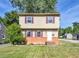 33986 Willowick Dr, Eastlake, OH 44095