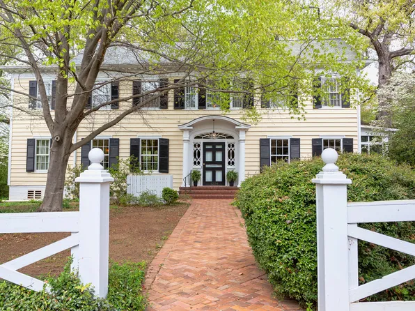 1208 College Pl, Raleigh, NC 27605