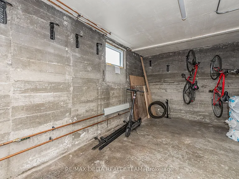 416 Dovercourt Ave #1 — Photo 12