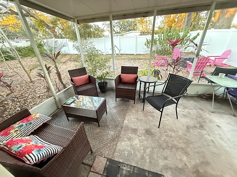 1543 W River Ln — Photo 11