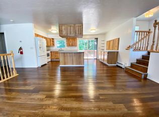 1044 Norman St, Anchorage, AK 99504