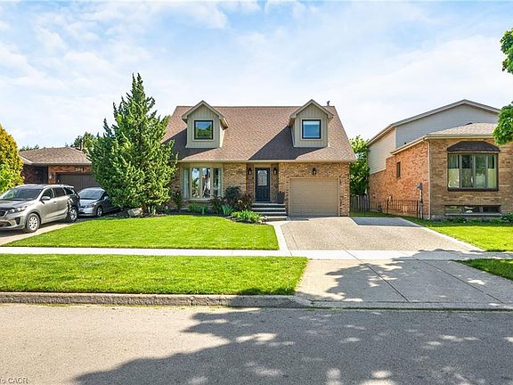 2nd image of 206 Athenia Dr