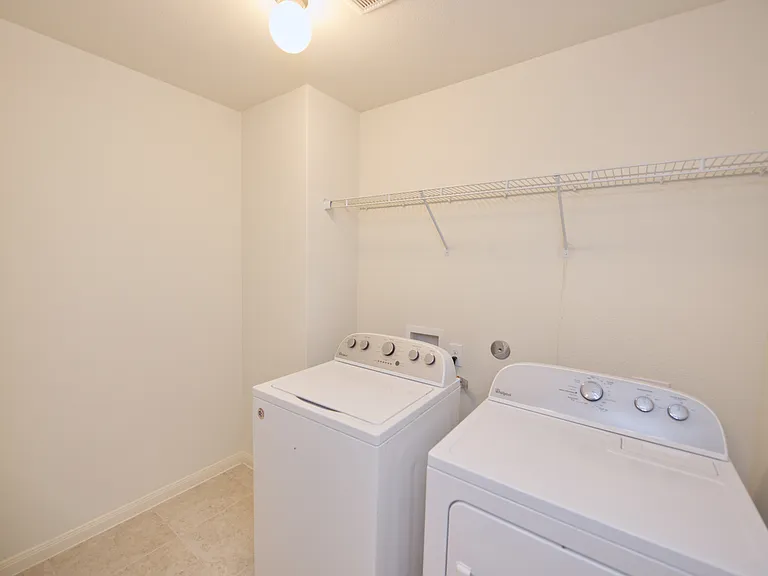 152 Curt St — Photo 24