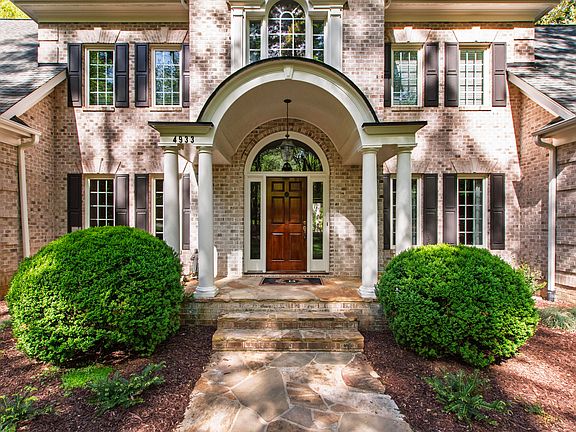 2nd image of 4933 Cremshaw Ct