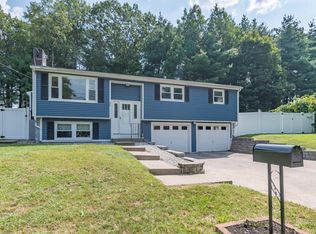 32 Wheaton Dr, Nashua, NH 03063