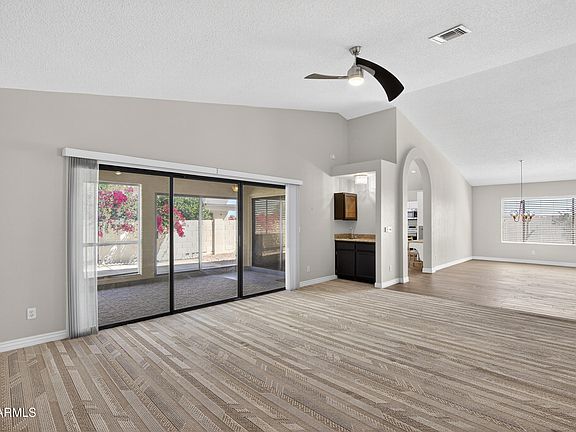 5th image of 26633 S QUEEN PALM Court
