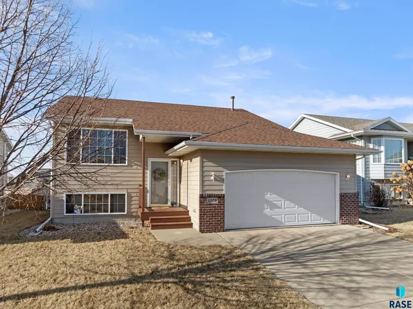 4509 S Wilson Ave, Sioux Falls, SD 57106