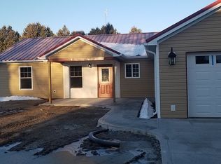 323 N Railroad St, Wolcottville, IN 46795