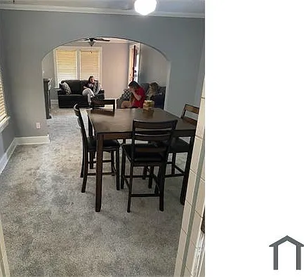 914 Crockett St — Photo 3