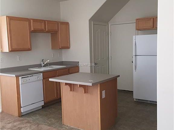 4th image of 8909 Cambridge Glen Ct #0