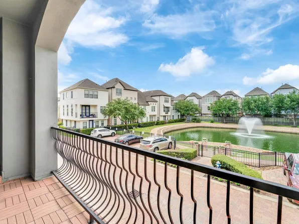 11013 Sherwood Grv, Houston, TX 77043