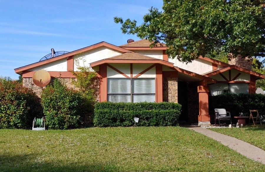 1st image of 1525 Culberson Dr