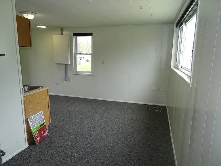 518 E Chicago Blvd #3 — Photo 3