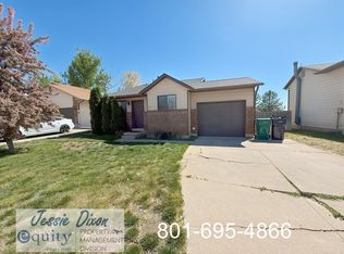 1063 W 2450 N, Layton, UT 84041