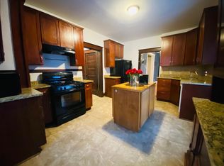 607 Topping St, Saint Paul, MN 55103