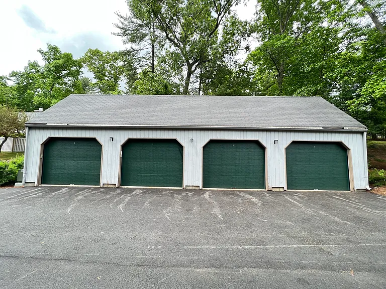 92 Fifer Ln — Photo 24