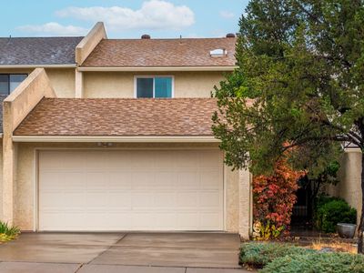 9010 Hendrix Rd NE, Albuquerque, NM, 87111