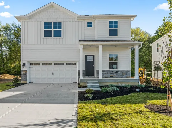 83 Marigold Ln, Amelia, OH 45102