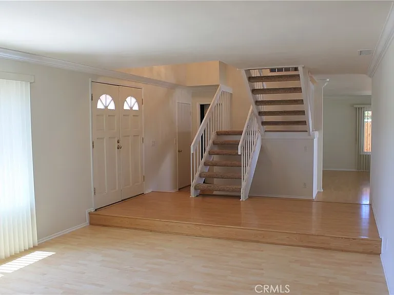 3881 Hendrix St — Photo 13