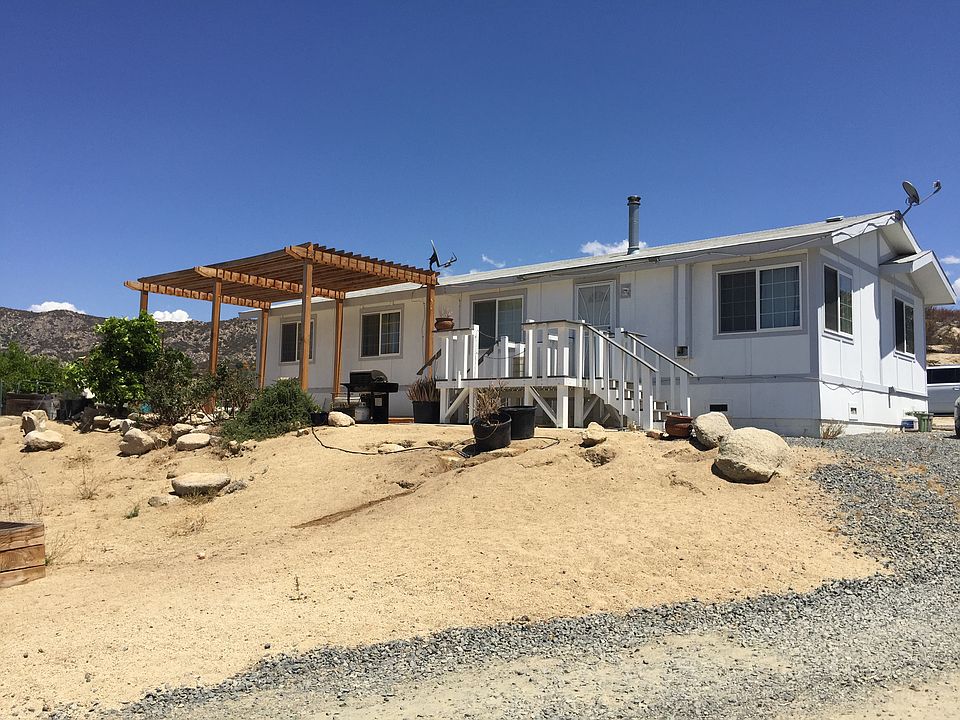 Front of home from driveway