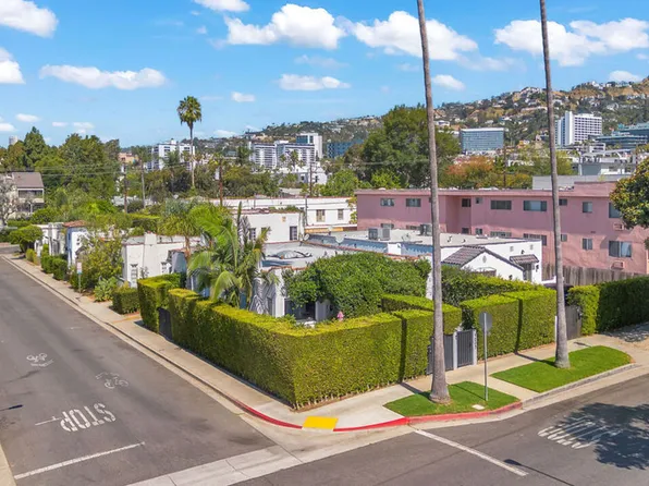 8261 Romaine St, West Hollywood, CA 90046