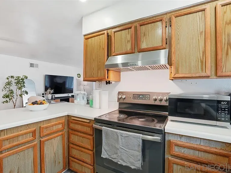 1512 Concord Way #A — Photo 15
