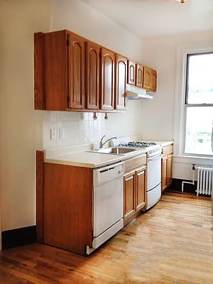 Rented by Global City Realty | media 31