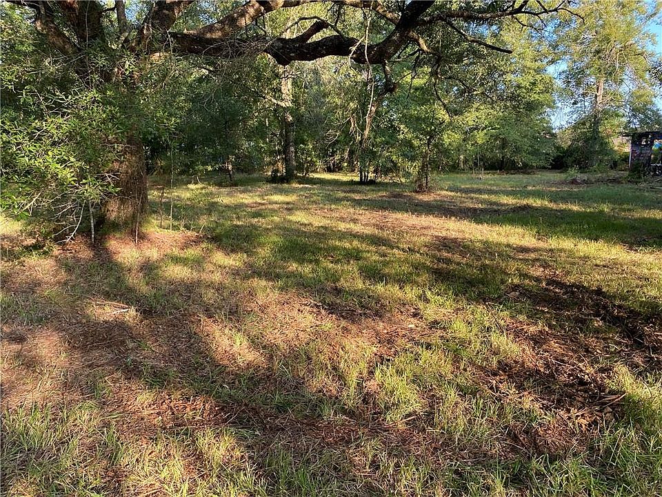 2nd image of 24097 Larpenter Ln