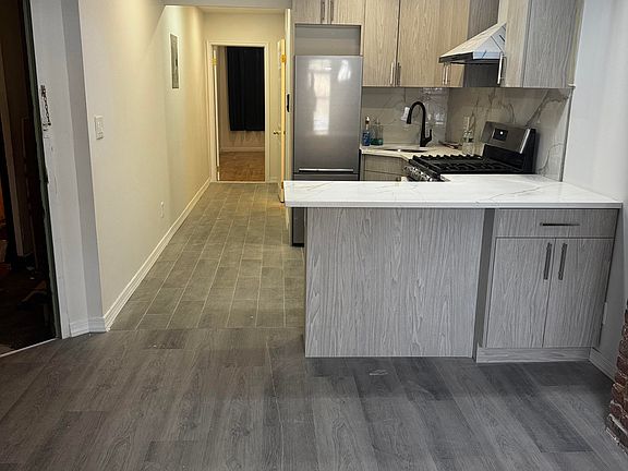 3rd image of 648 6th Ave APT 1L