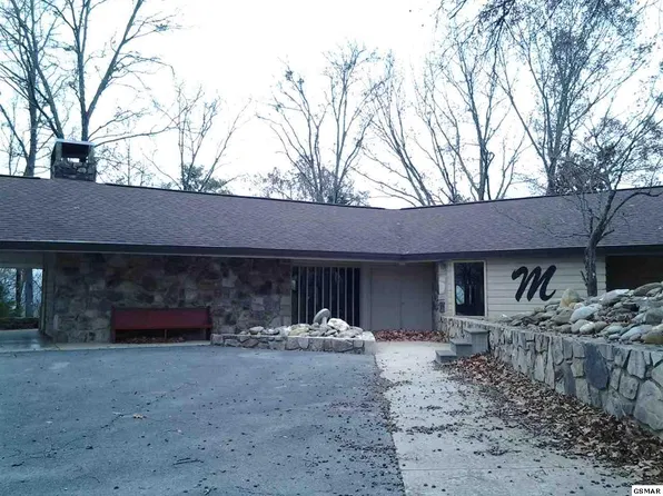 1615 Valley Rd, Sevierville, TN 37862