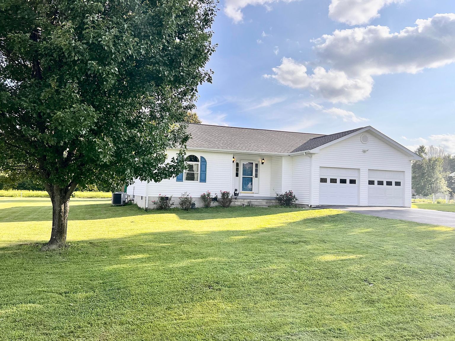 209 Brook Dr, Jeffersonville, KY 40337 MLS 23015953 Zillow