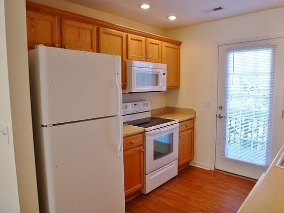 4th image of 1105 Kensington Pl #0