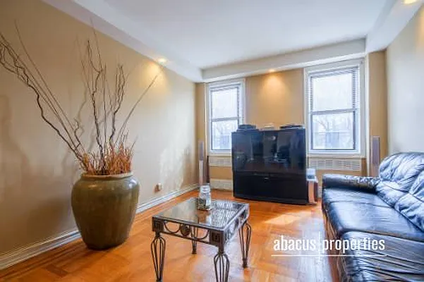 Sold by Abacus Properties | media 21