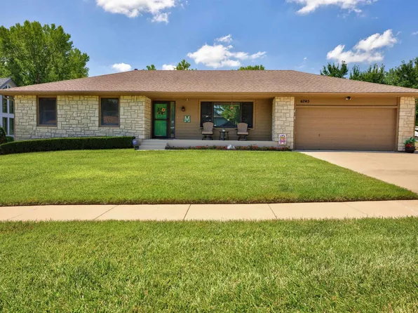 6745 SW 28th St, Topeka, KS 66614