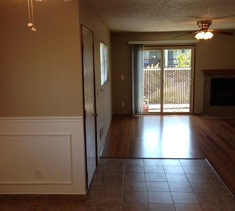 4th image of 12666 SW Karen St APT 1