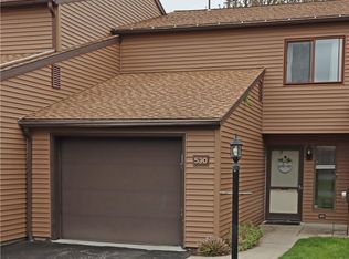 530 Montroyale Dr, Erie, PA