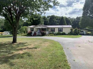 521 Island Creek Rd, Cowpens, SC 29330