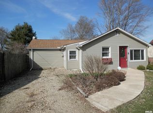 20925 W Maple St, Laura, IL 61451