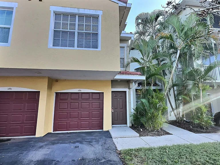 4751 Travini Cir #4105 — Photo 30
