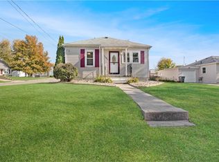 1201 Lyon Ave, Waterloo, IA 50702