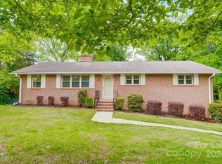 324 Fielding Rd, Charlotte, NC 28214