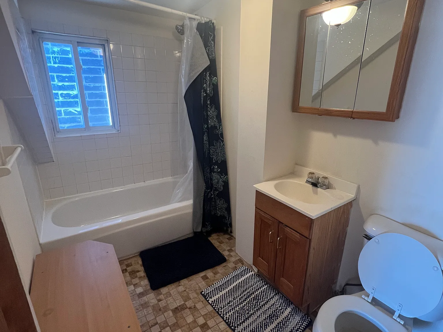 2 bed, 1600 sqft, $2,500 — Photo 1