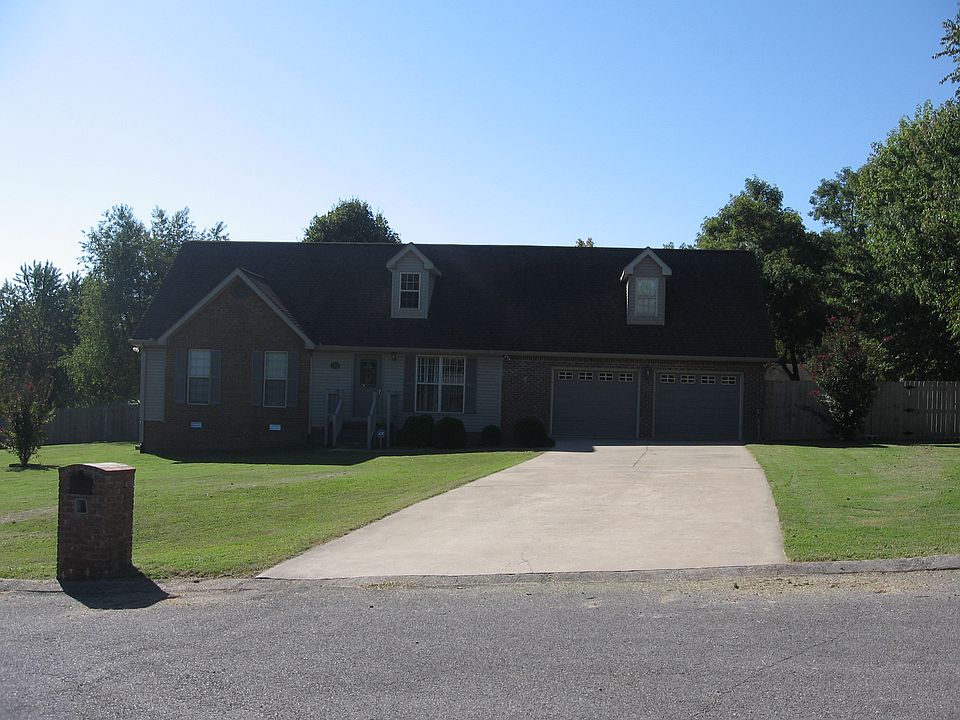 Home for Sale in Greenbrier,