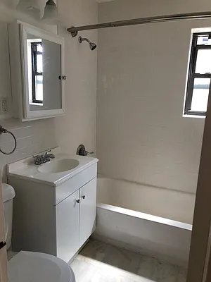 Rented by Silverstreet RE LLC | media 14