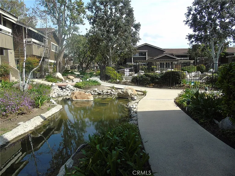 148 Streamwood — Photo 14