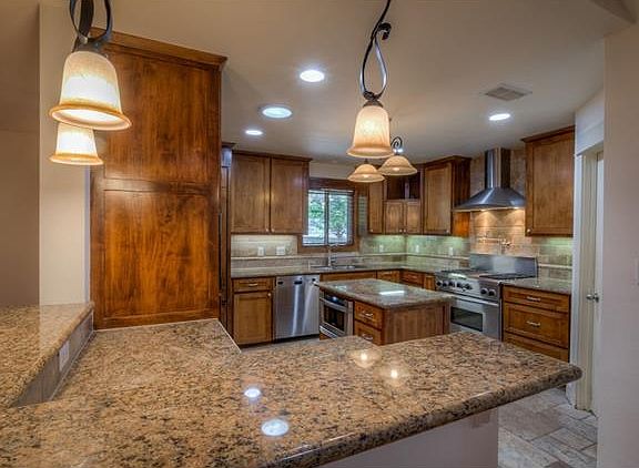 3rd image of 3415 Rain Forest Dr