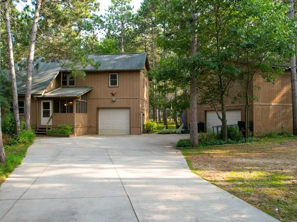 W5715 32nd St, New Lisbon, WI 53950