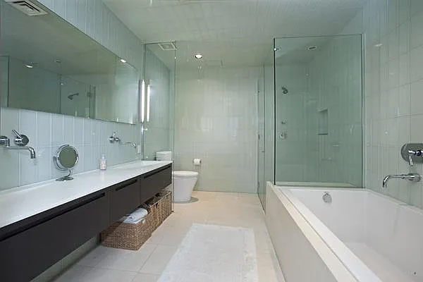 Rented by Triumph Property Group | media 20