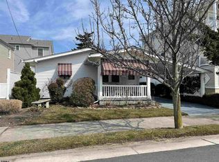 15 W 16th St, Ocean City, NJ 08226