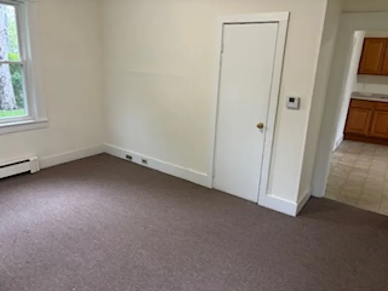 15 Tracy St — Photo 2